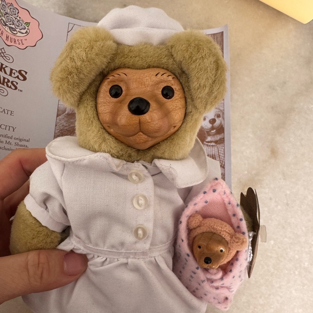 Robert Raikes Nurse Bear with Baby 9" BJJ #228/5000 with COA in Original Box